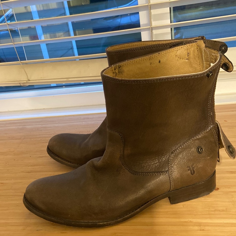 Frye Melissa short boots